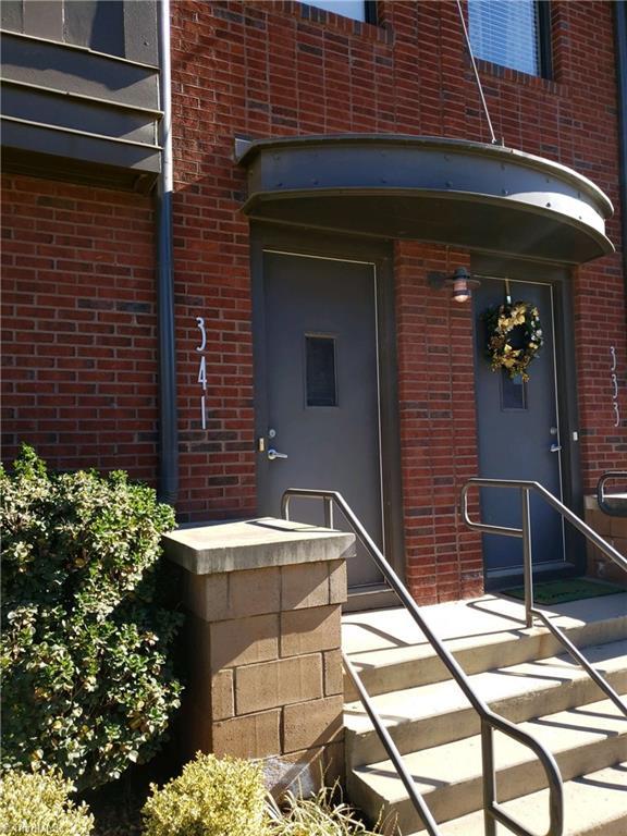 341 Green Street - Photo 1