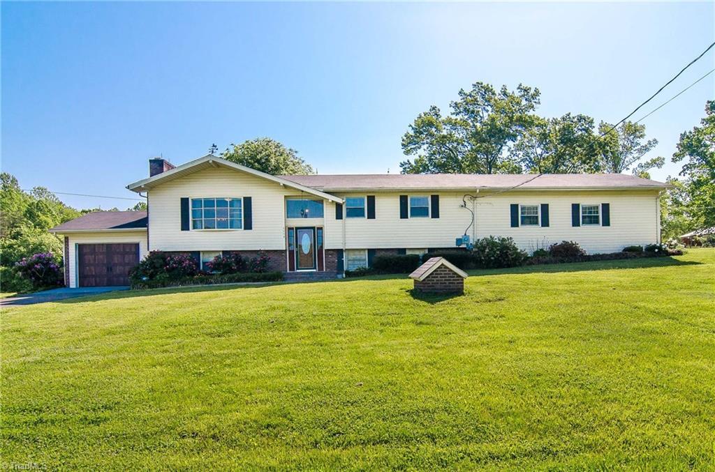 1113 Ring Road - Photo 1