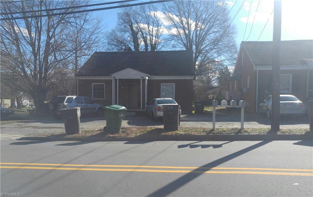 601 Chestnut Drive - Photo 1