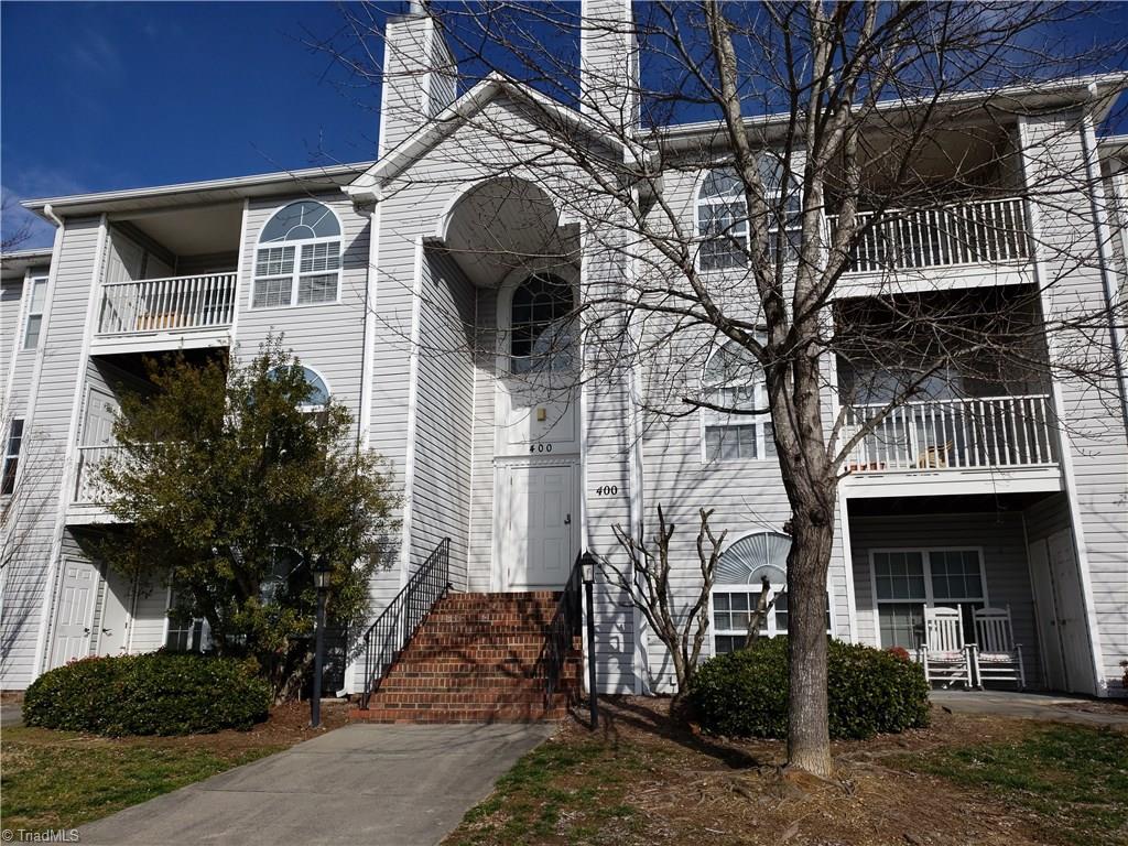 422 Rivertree Lane - Photo 1