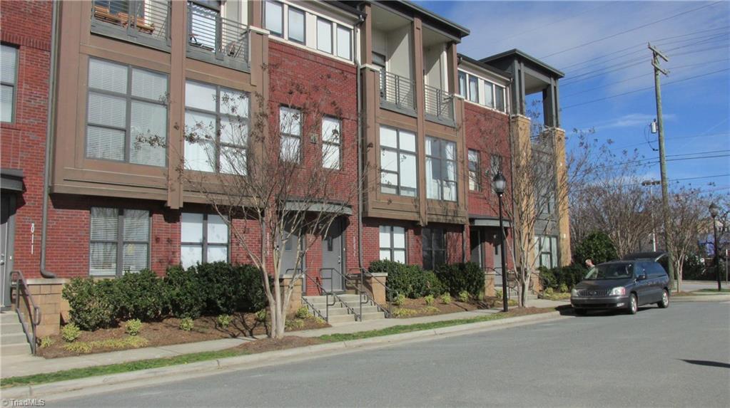 805 Holly Avenue - Photo 1