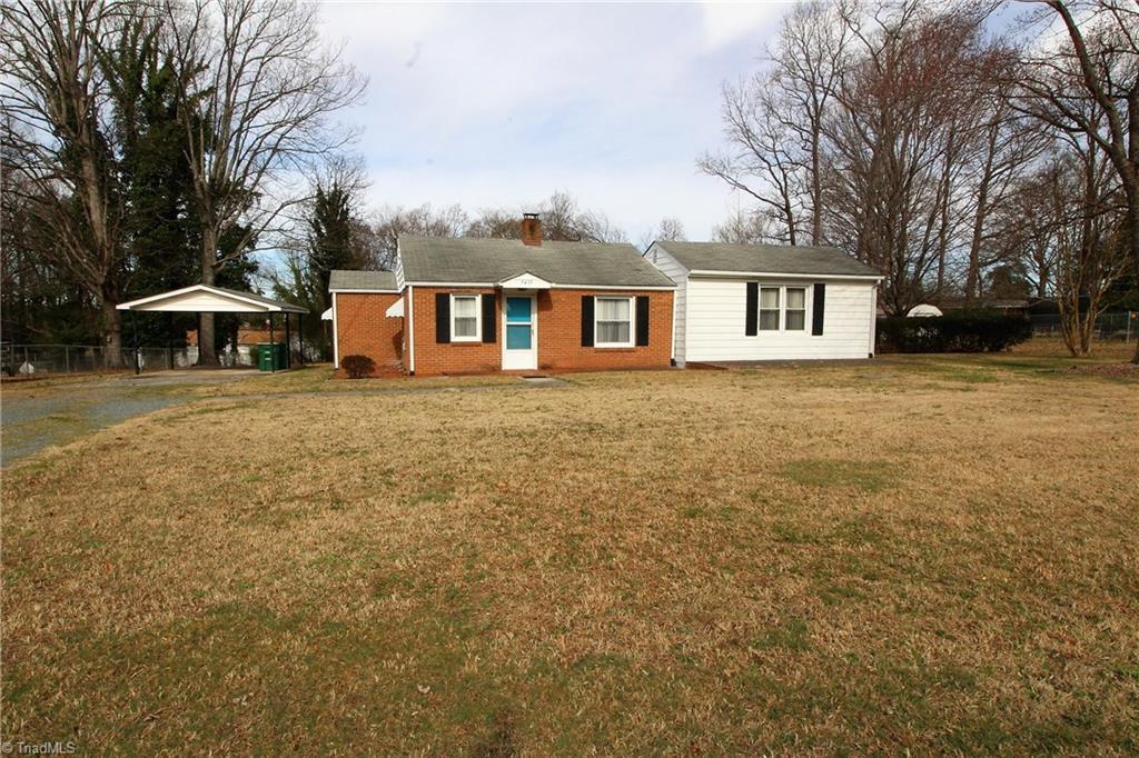 5435 Morris Hill Avenue - Photo 1