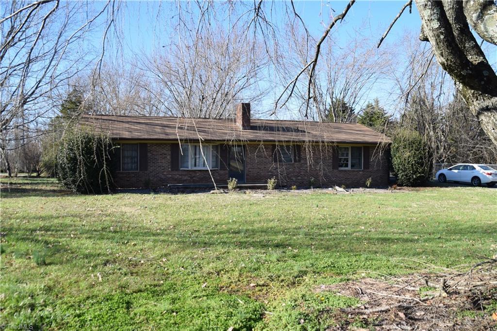 320 Kirby Road - Photo 1