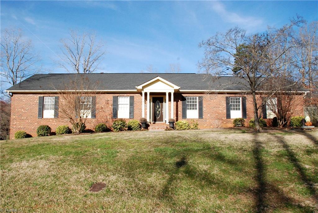5040 Ramillie Run - Photo 1