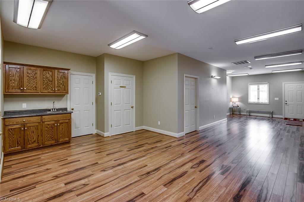 350 Cox Street - Photo 1