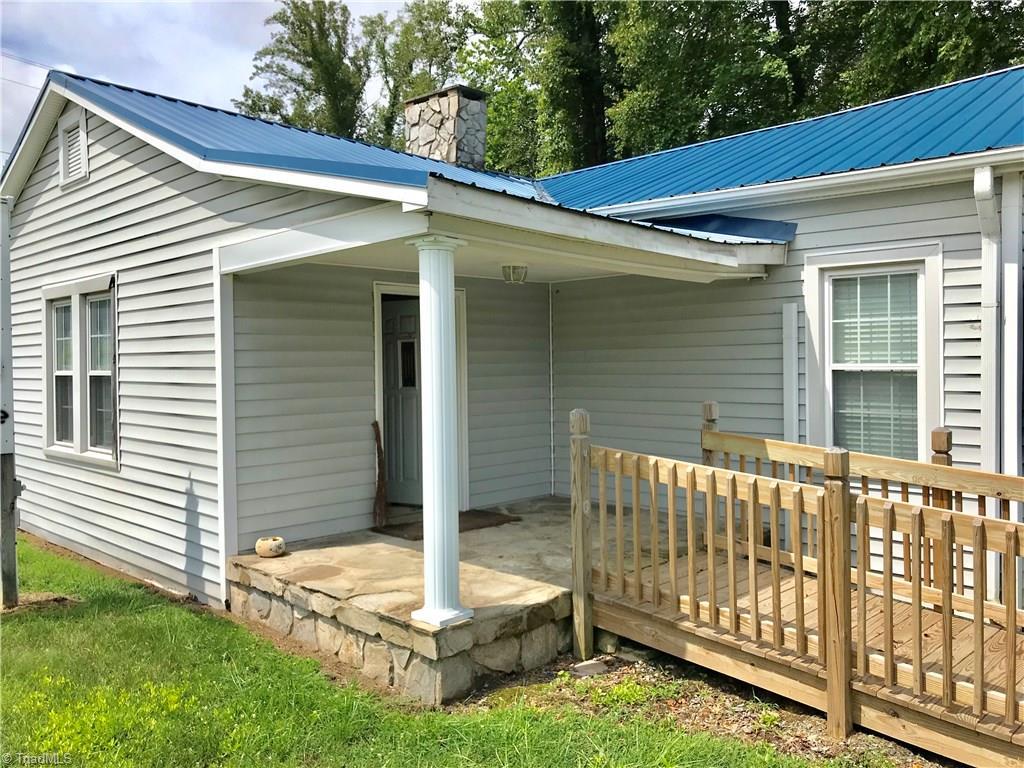 705 Main Street - Photo 1