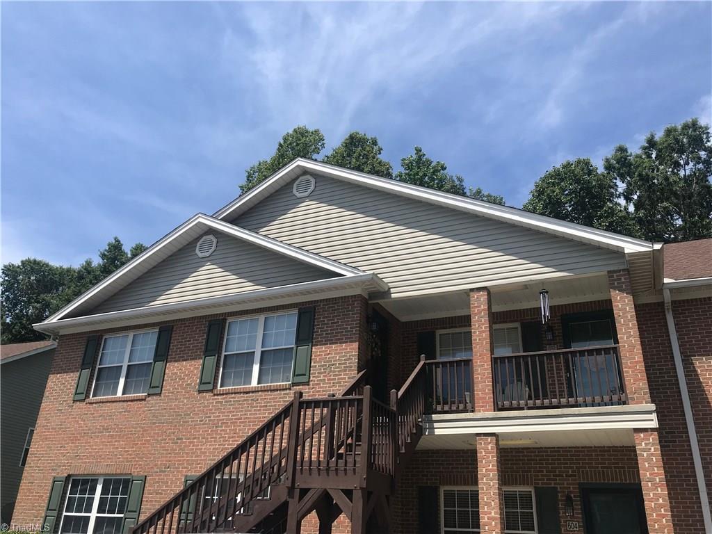 612 Shamrock Court - Photo 1