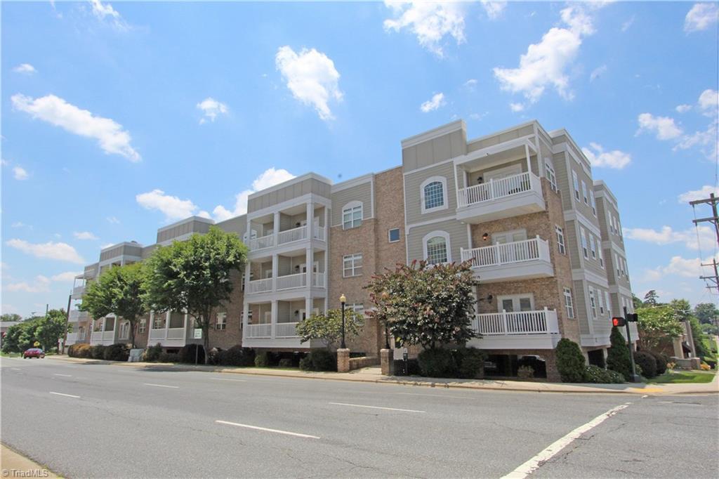 605 Market Street - Photo 1
