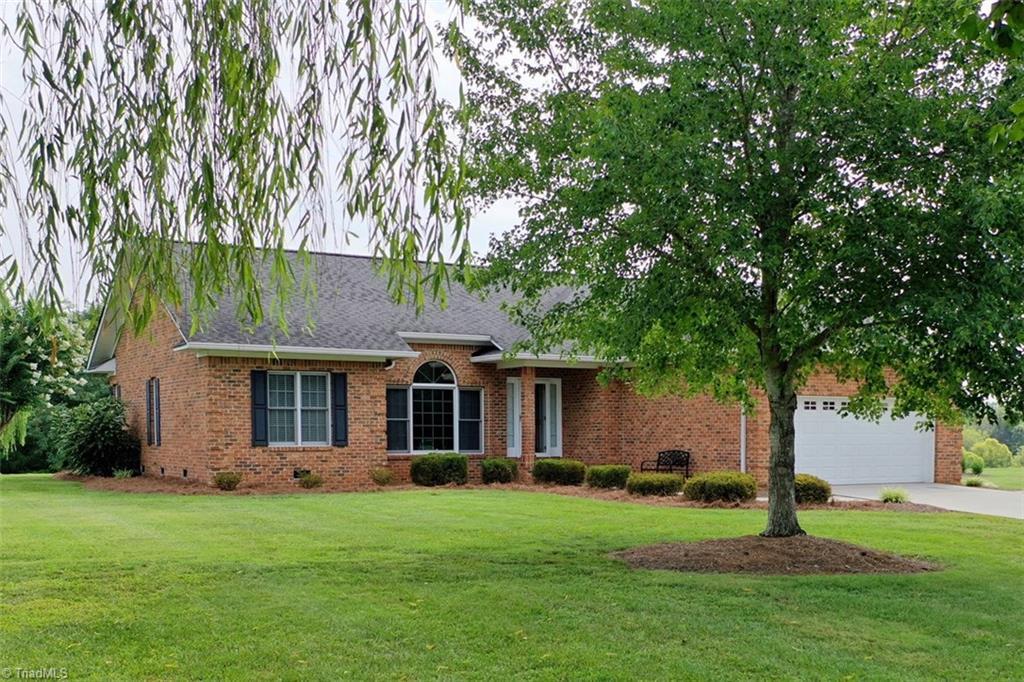 303 Cornwallis Drive - Photo 1