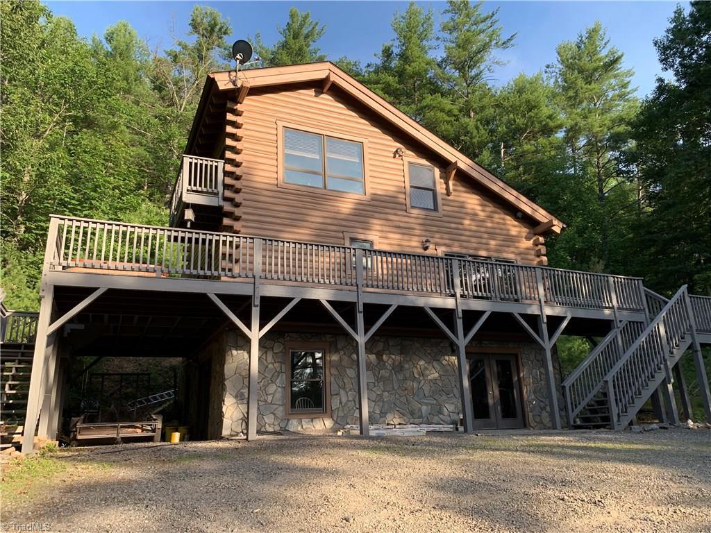 255 Valley View Drive - Photo 1