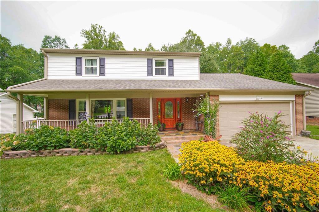 912 Edinburgh Drive - Photo 1