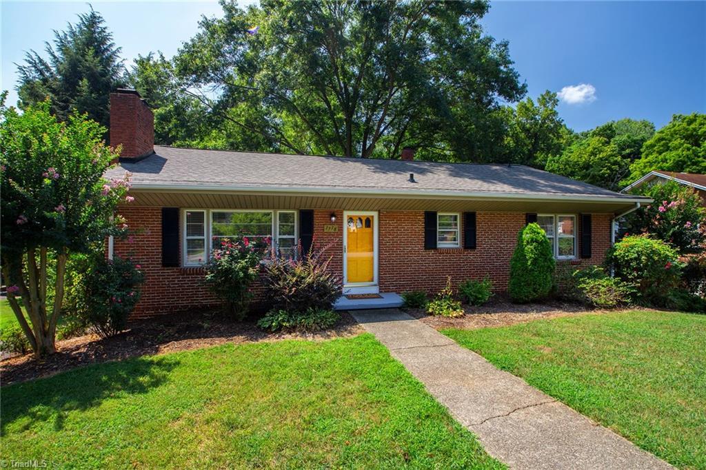 1718 Lancelot Lane - Photo 1