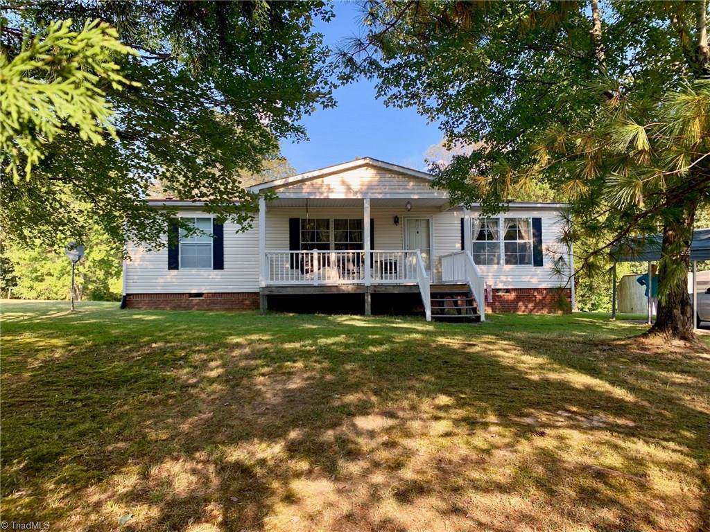 279 Ashbury Drive - Photo 1