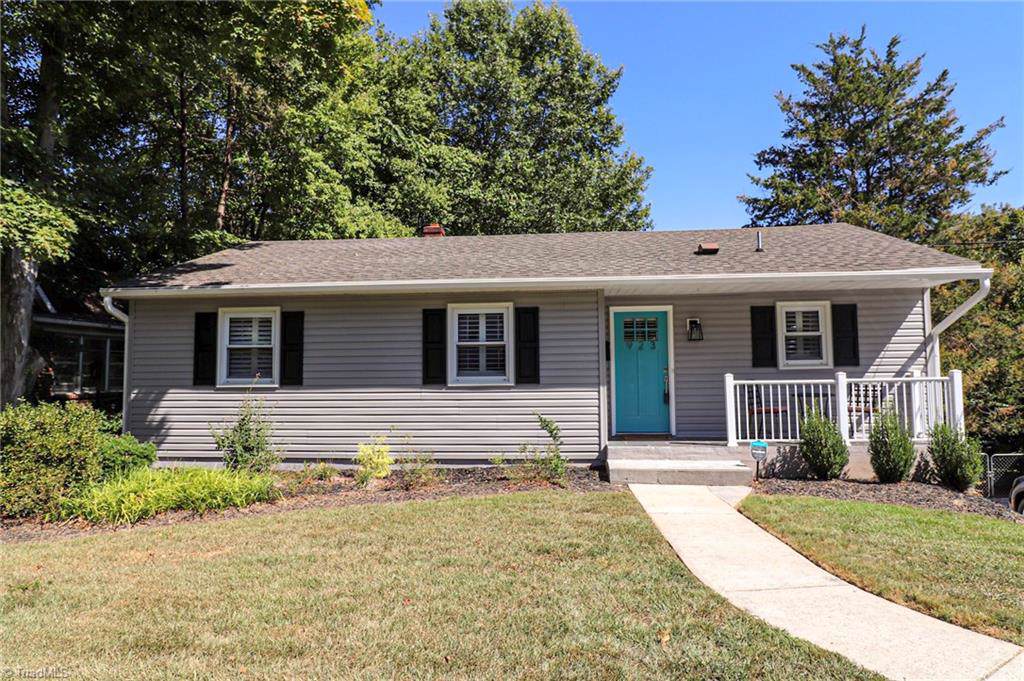 923 Lockland Avenue - Photo 1