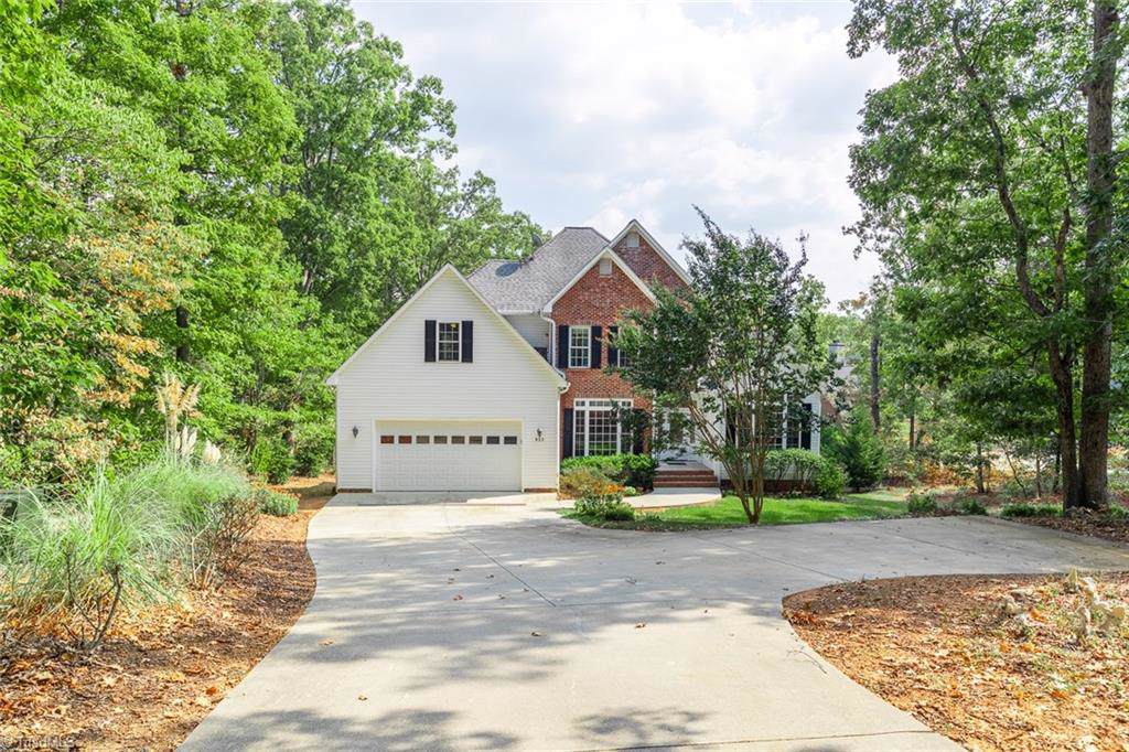 922 Emerald Bay Drive - Photo 1