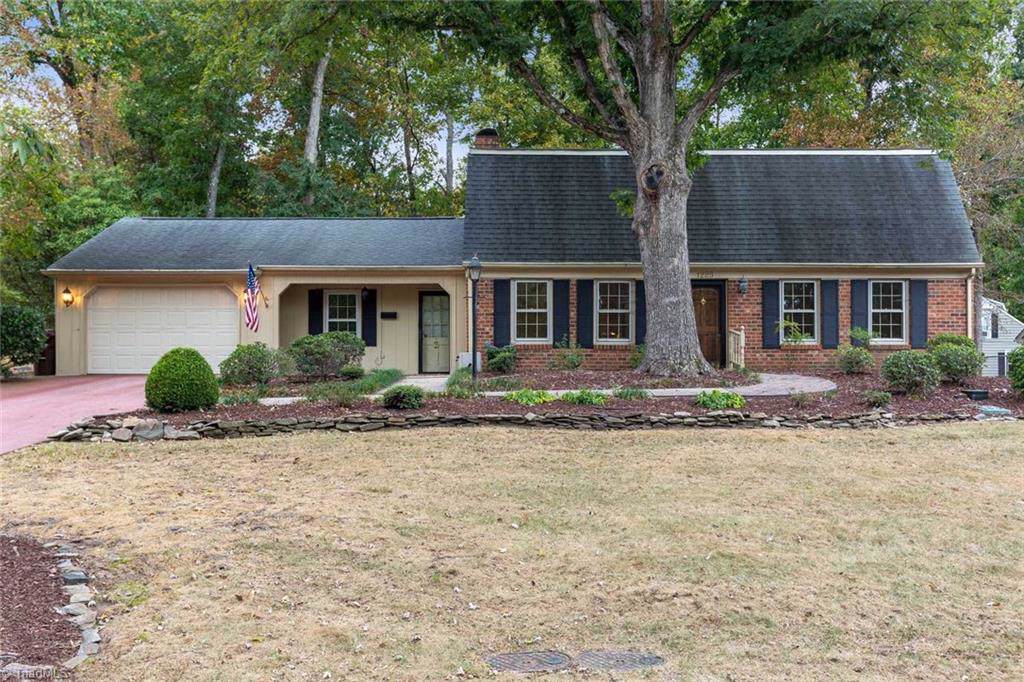 1225 Kensington Drive - Photo 1
