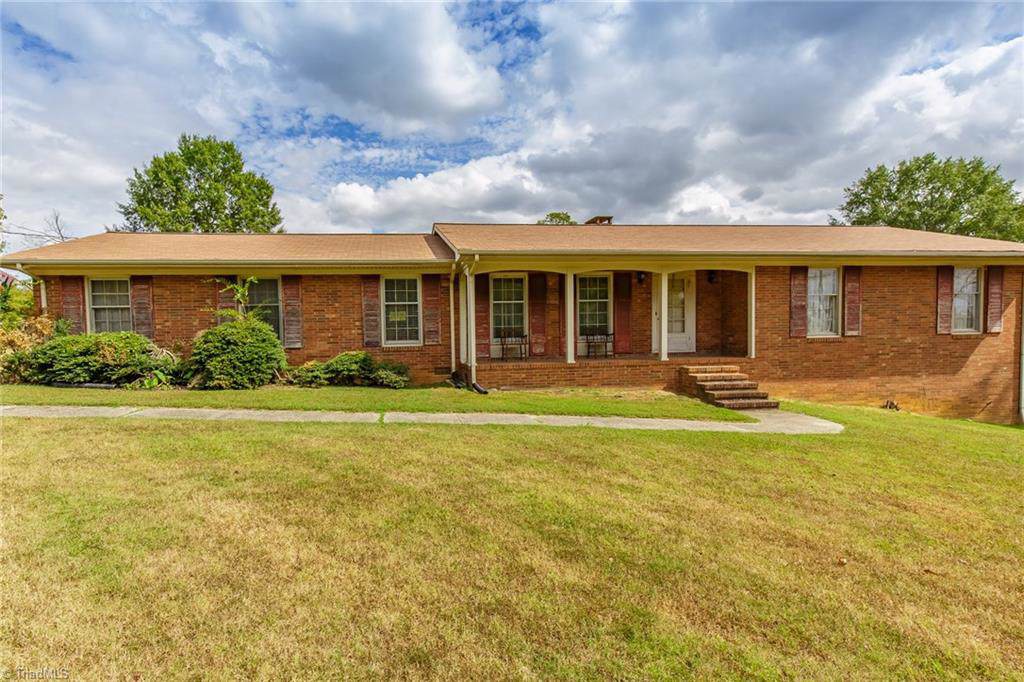 2514 Columbine Lane - Photo 1