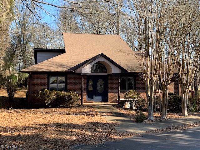 114 Park Terrace - Photo 1