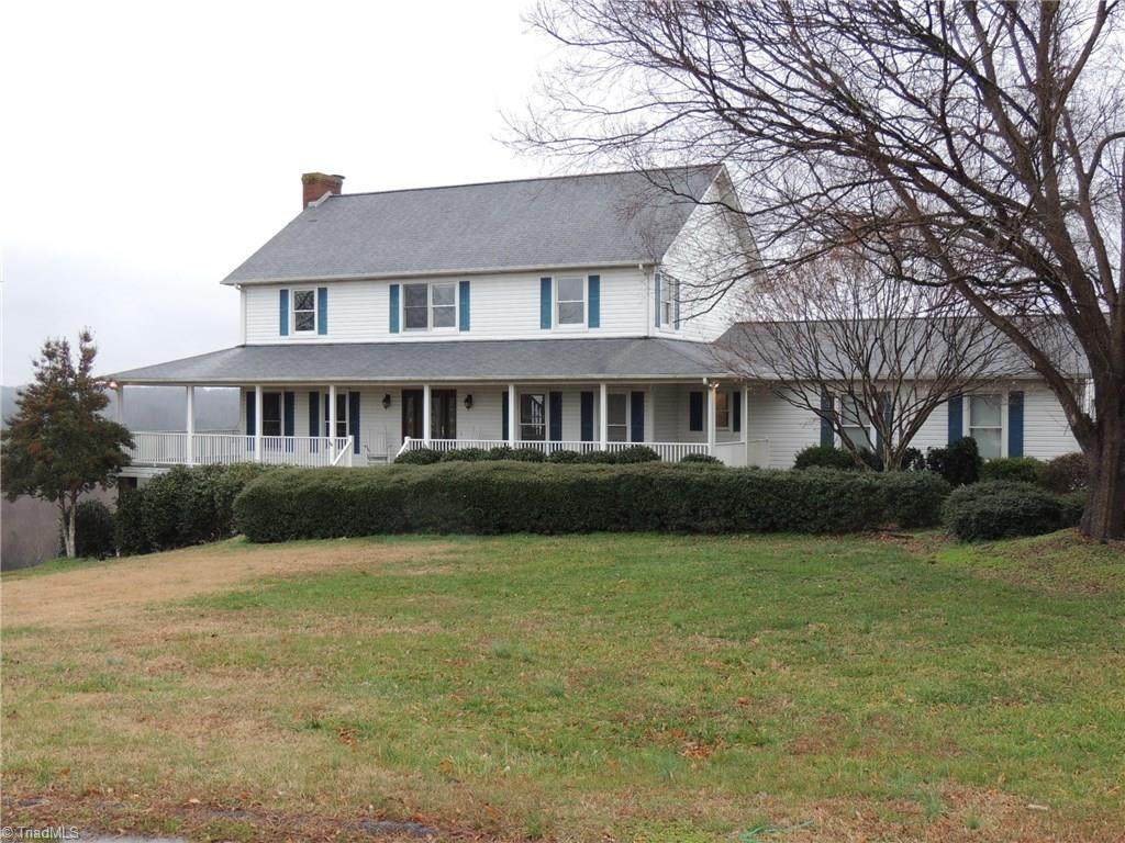 186 Linda Lane - Photo 1