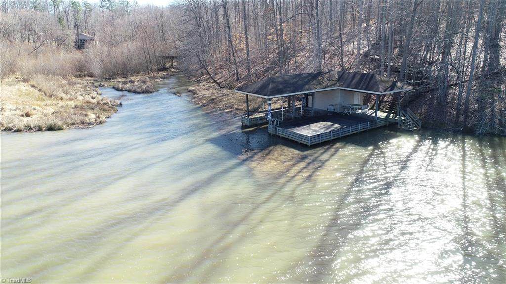 12 Duck Pointe Drive - Photo 1