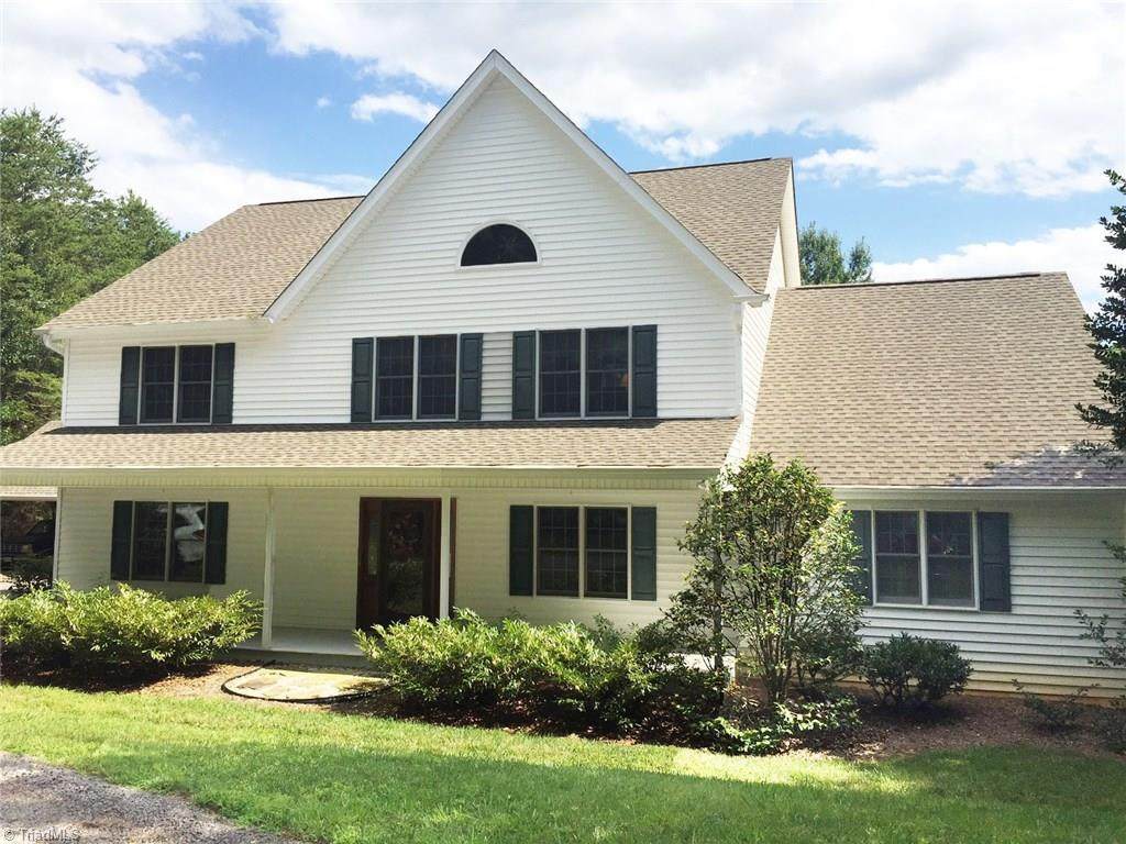 324 Clayton Drive - Photo 1