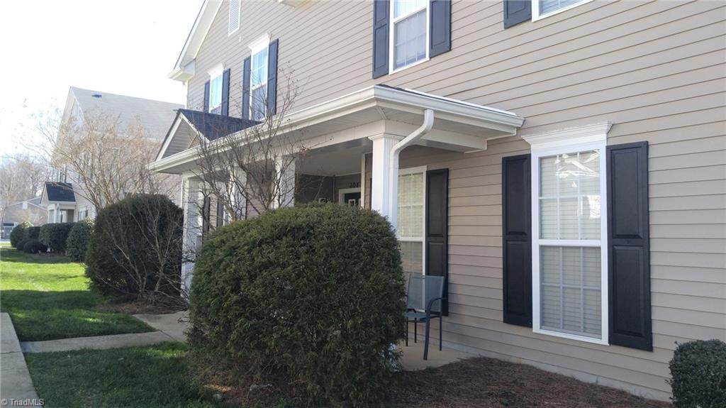 406 Mcconnell Landing - Photo 1