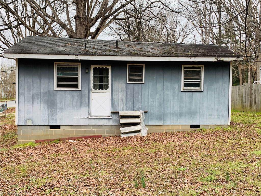 124 Albertson Road - Photo 1