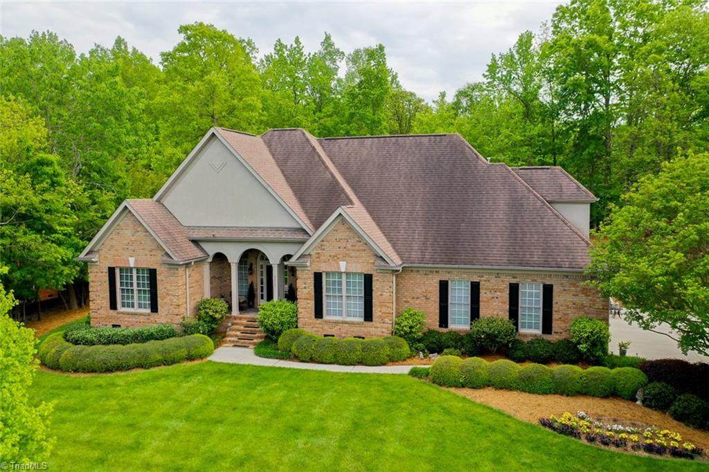 2809 Churchill Court - Photo 1