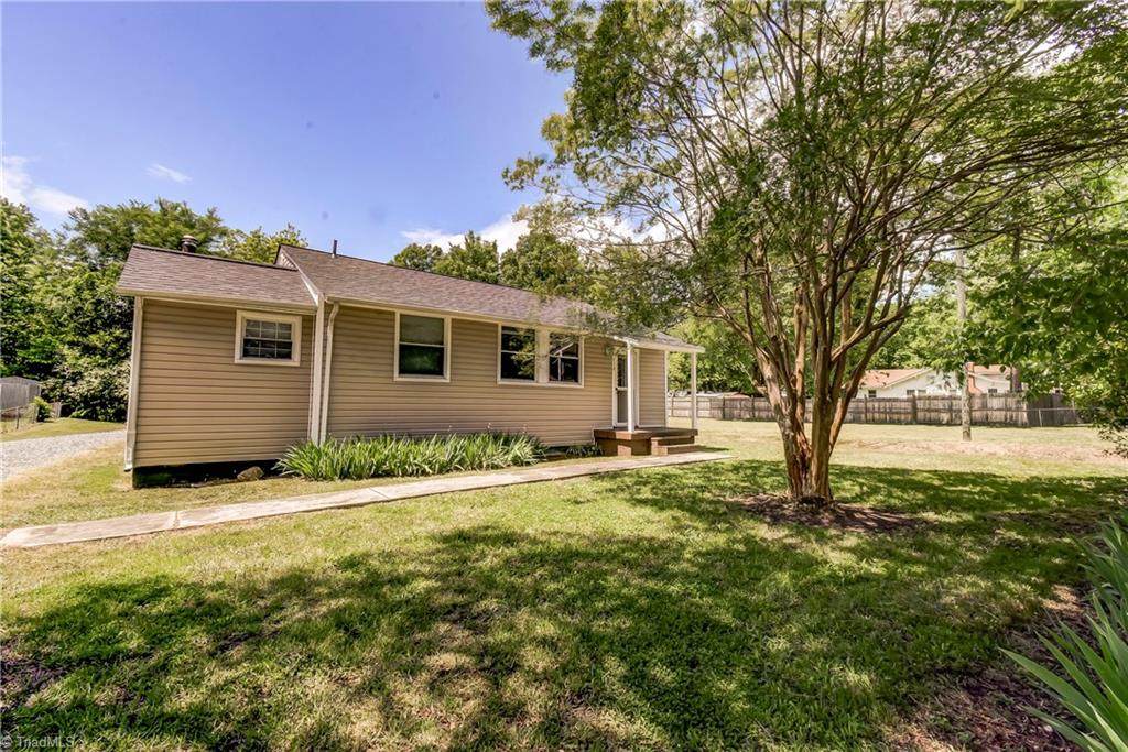 712 Franklin Boulevard - Photo 1