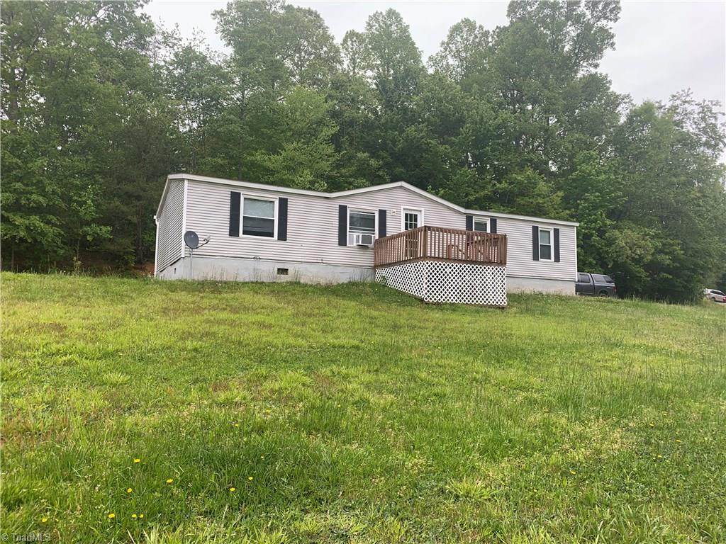 192 Oak Grove Place - Photo 1