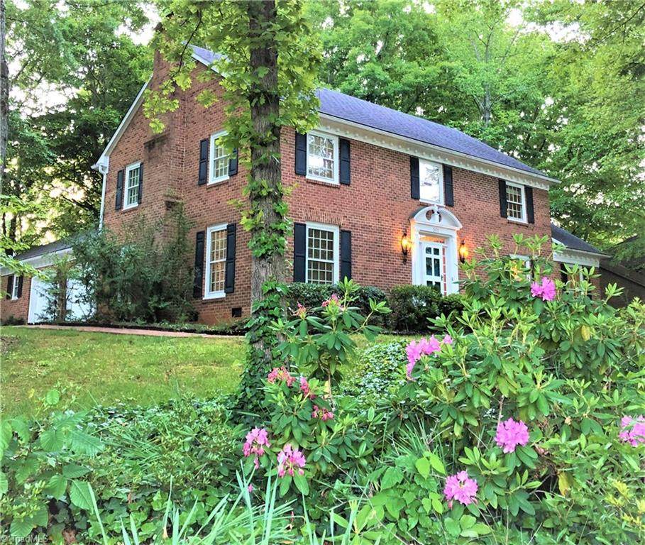 501 Willoughby Boulevard - Photo 1