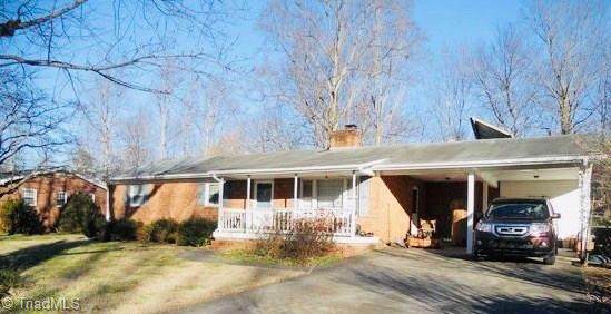 1113 Tommys Lake Road - Photo 1