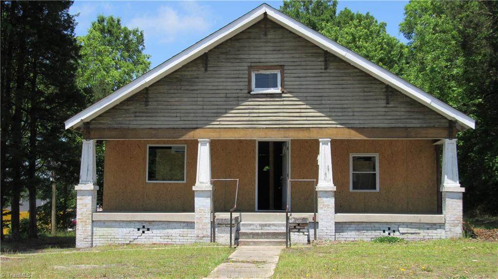812 Guilford Street - Photo 1