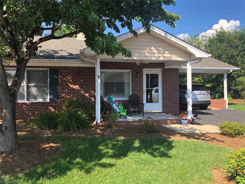 2037 Main Street - Photo 1