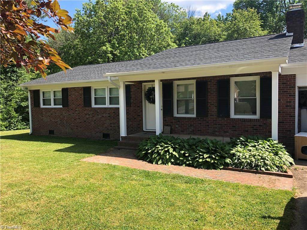 824 Mitchell Lane - Photo 1