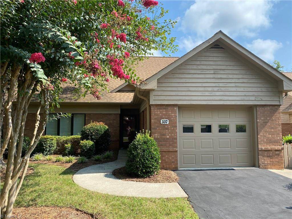 337 Hollybrook Drive - Photo 1