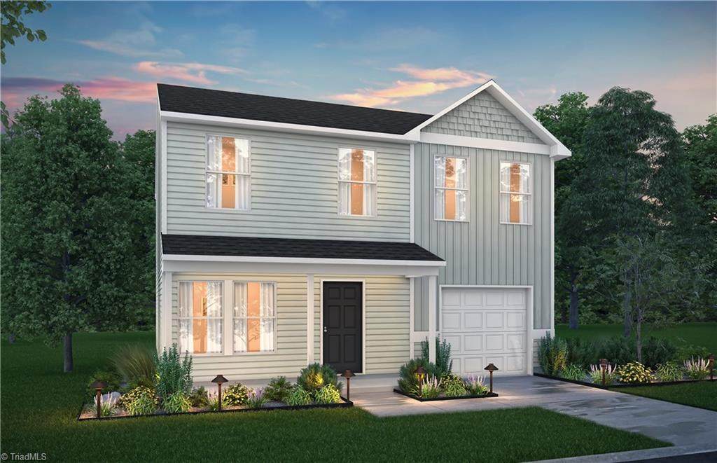 214 Glenoaks Drive - Photo 1