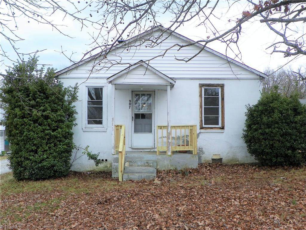 907 Old Thomasville Road - Photo 1