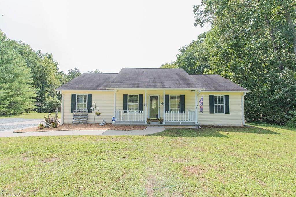 870 Papas Trail - Photo 1
