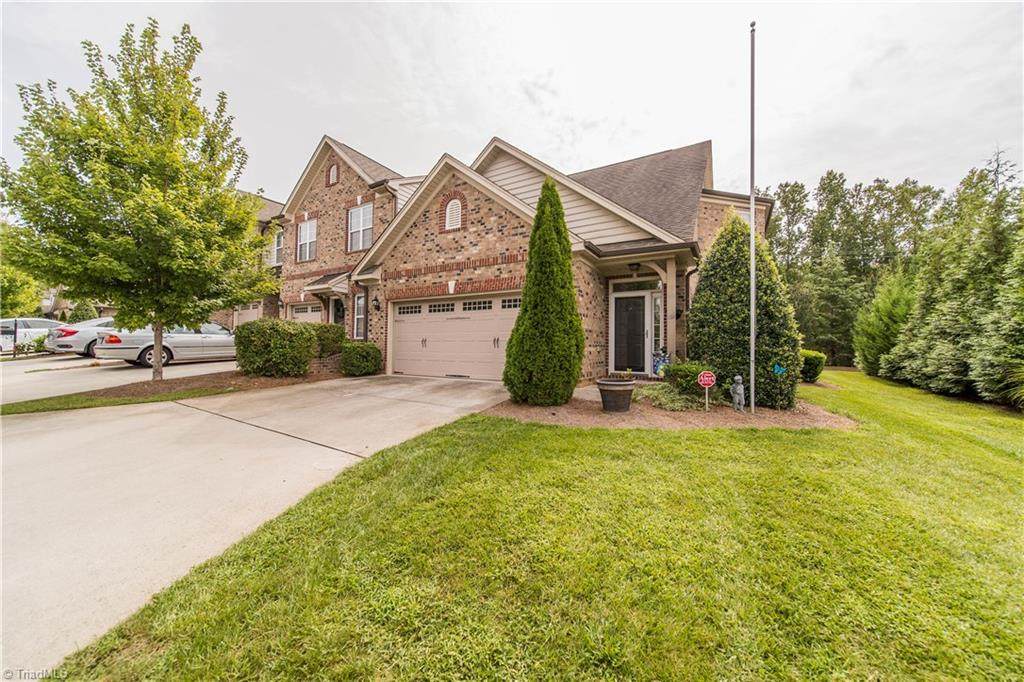 4937 Ampthill Lane - Photo 1