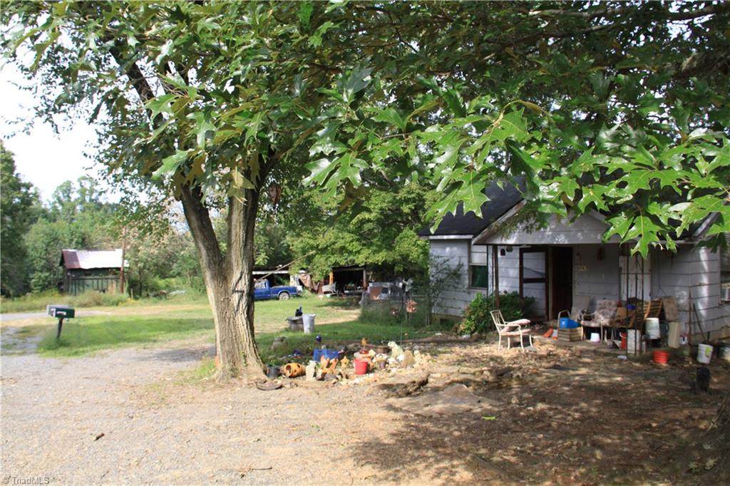 4565 Crews Lane - Photo 1