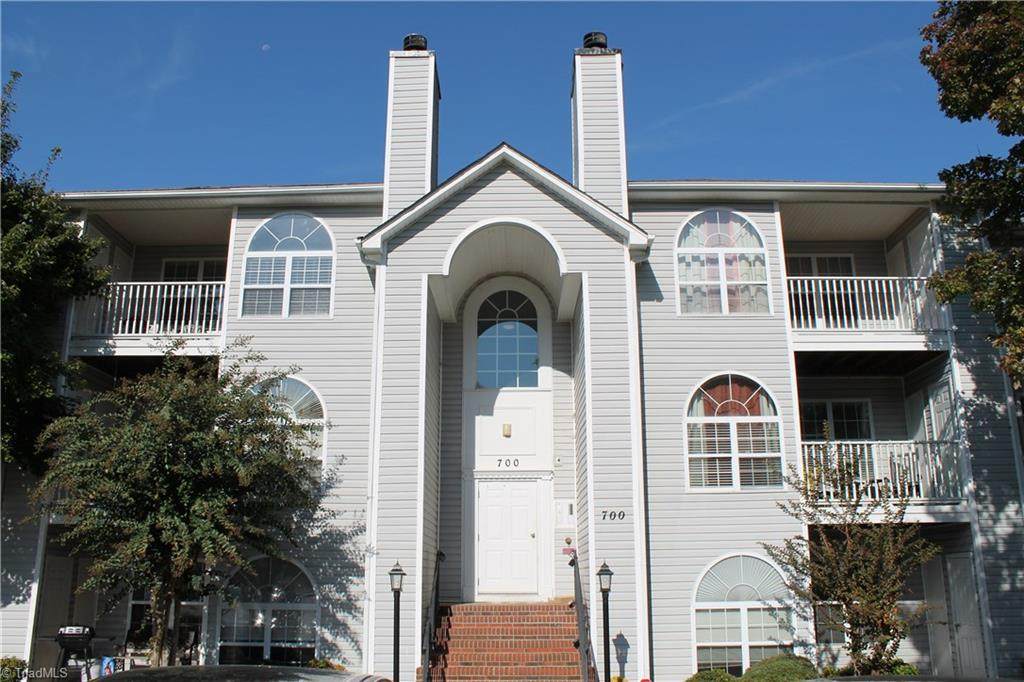 711 Rivertree Lane - Photo 1