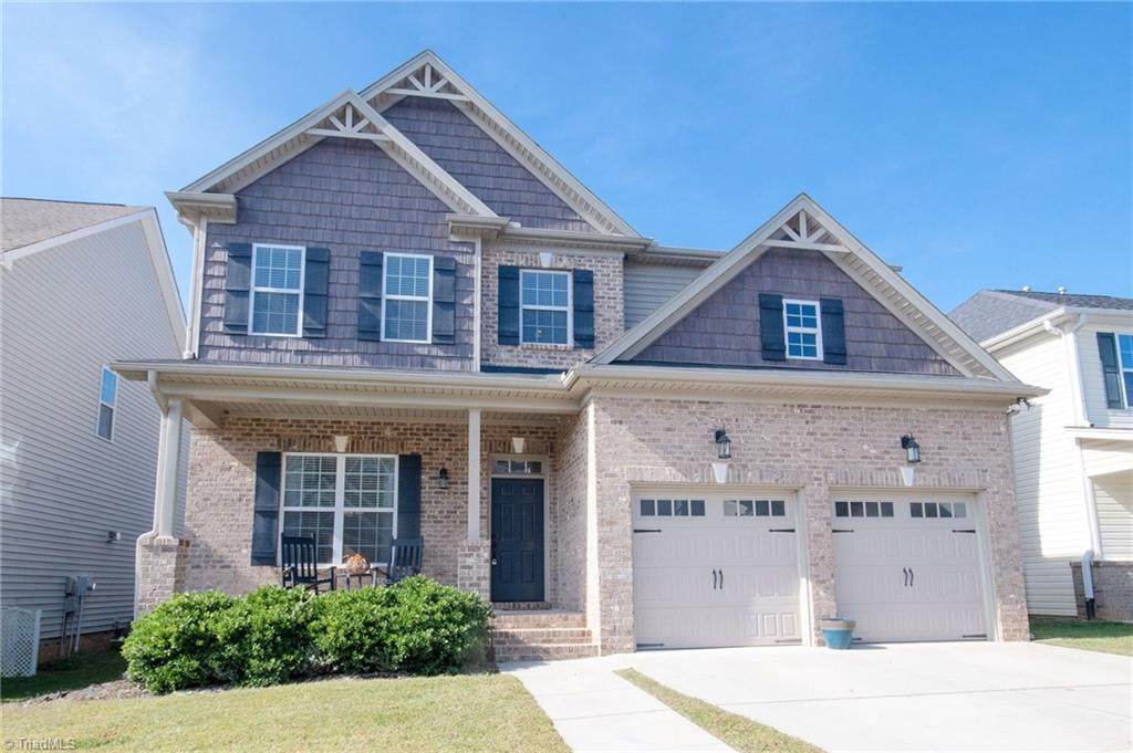 2055 Glenkirk Drive - Photo 1