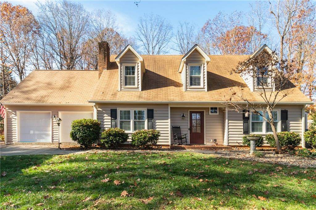 438 Valleymeade Drive - Photo 1