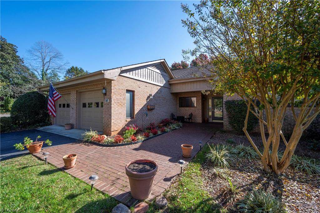 217 Oleander Drive - Photo 1