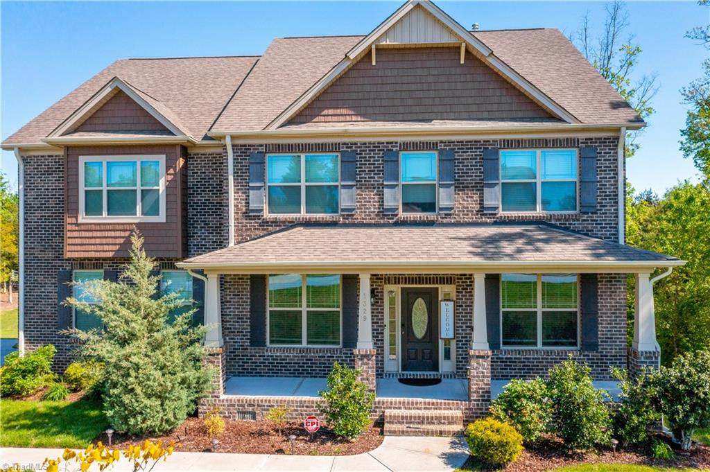1329 Trafalgar Drive - Photo 1