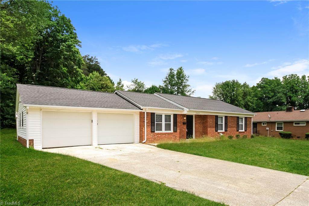 2825 Bainbridge Court - Photo 1