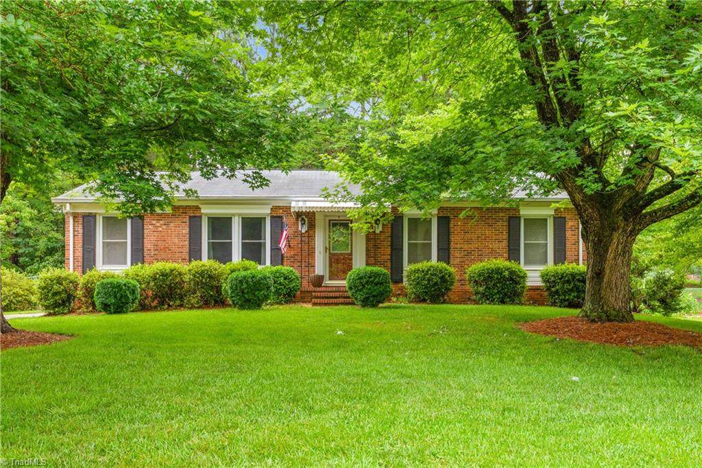 1004 Hayfield Lane - Photo 1