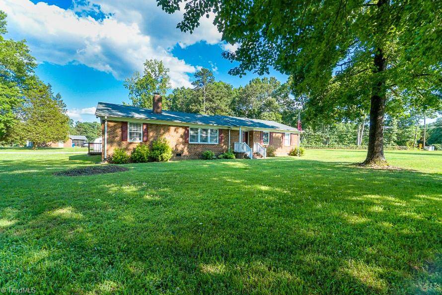 5501 Southmont Drive - Photo 1