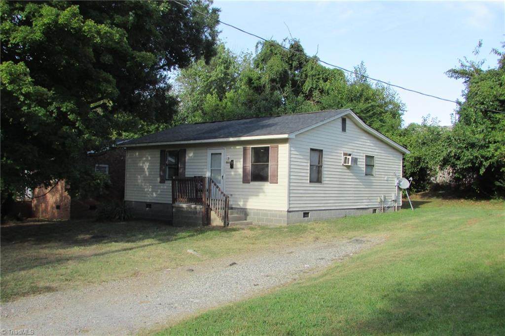 1403 Bradshaw Street - Photo 1